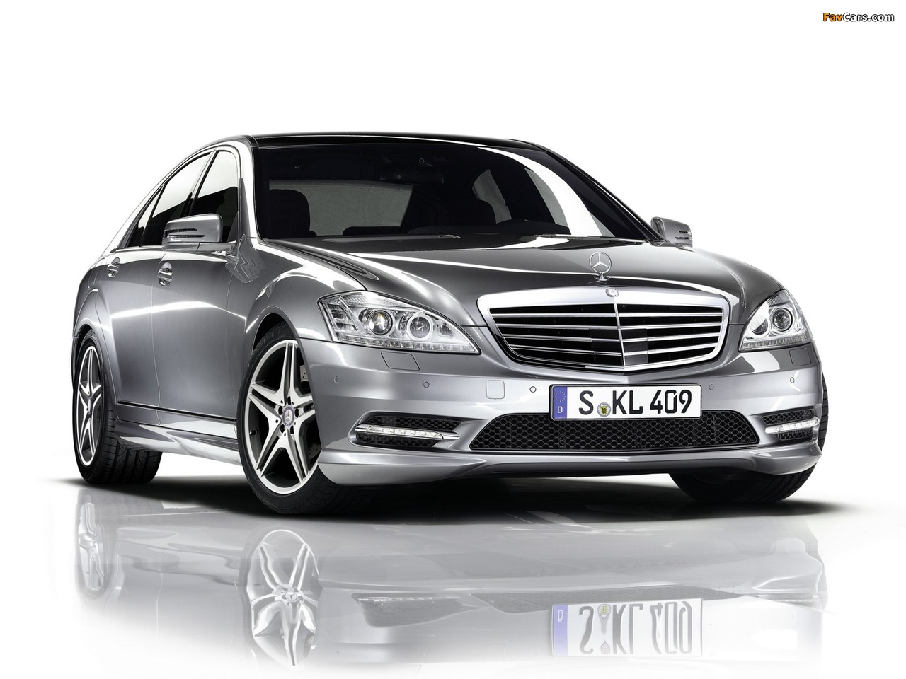 Pictures of Mercedes-Benz S 350 BlueEfficiency AMG Sports Package (W221) 2010–13 (1280 x 960)