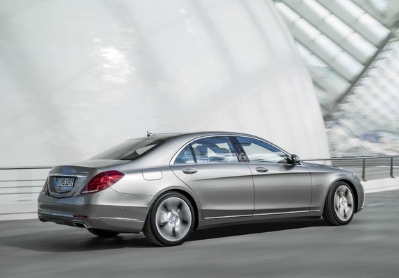 Pictures of Mercedes-Benz S 400 Hybrid (W222) 2013