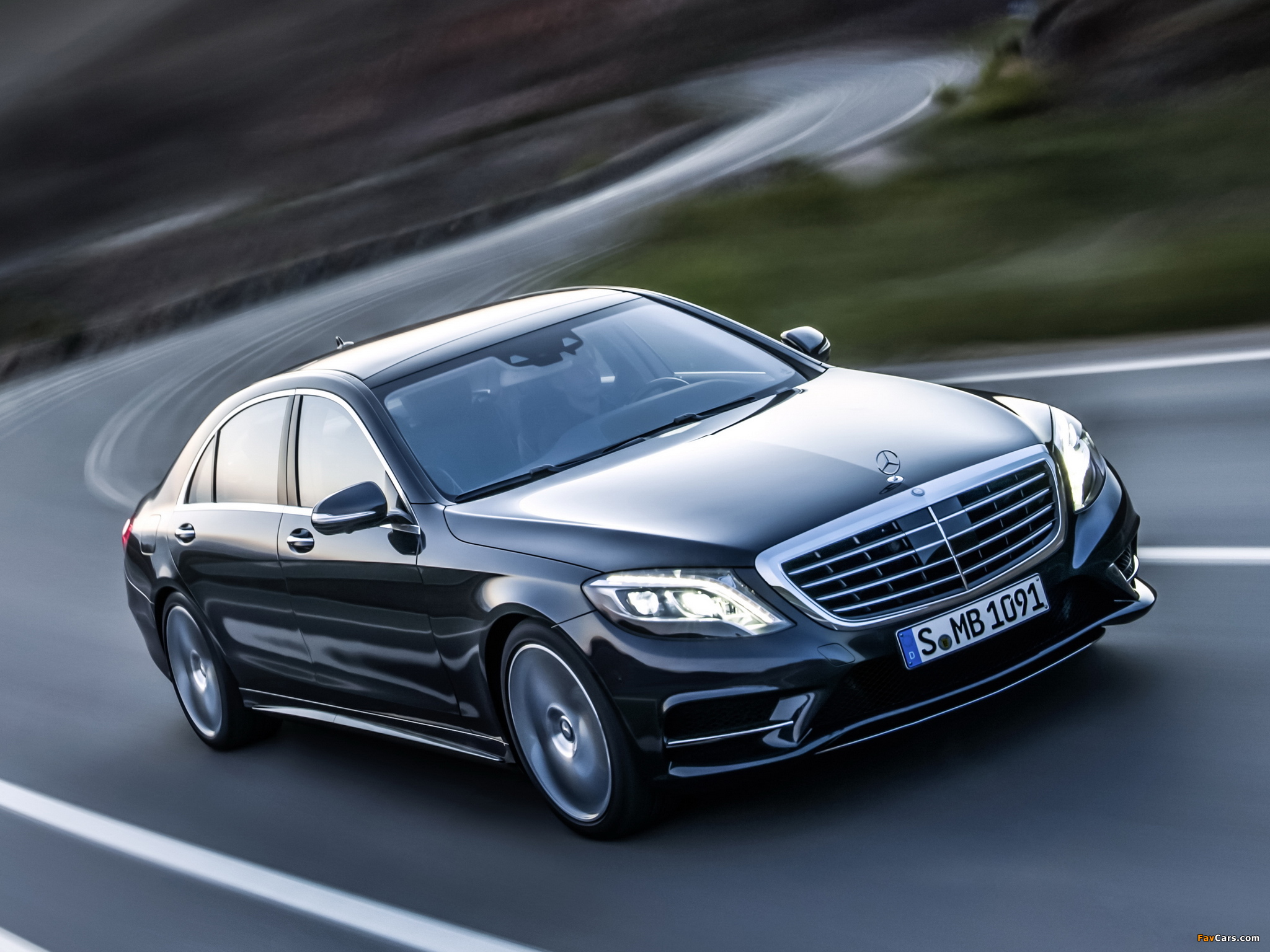 Pictures of Mercedes-Benz S 350 BlueTec AMG Sports Package (W222) 2013 (2048 x 1536)