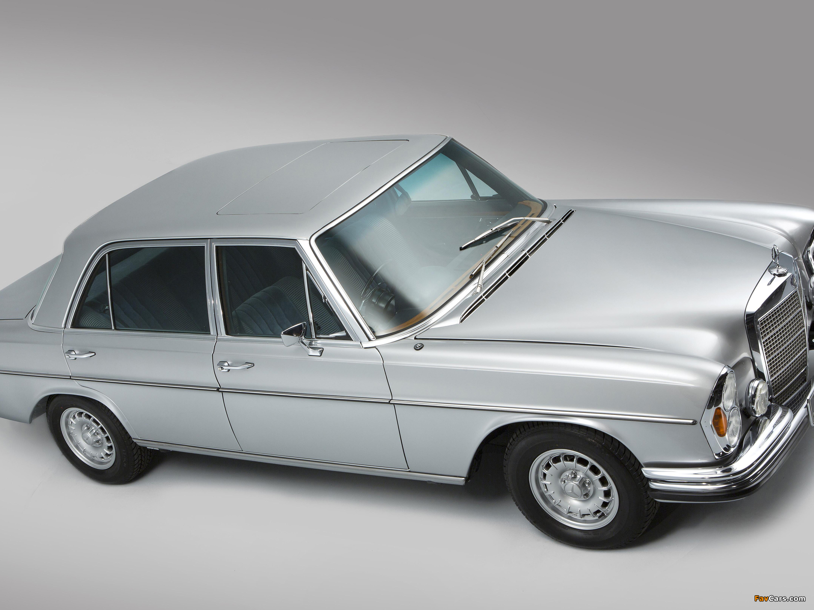 Mercedes-Benz 300 SEL 6.3 UK-spec (W109) 1967–72 wallpapers (1600 x 1200)
