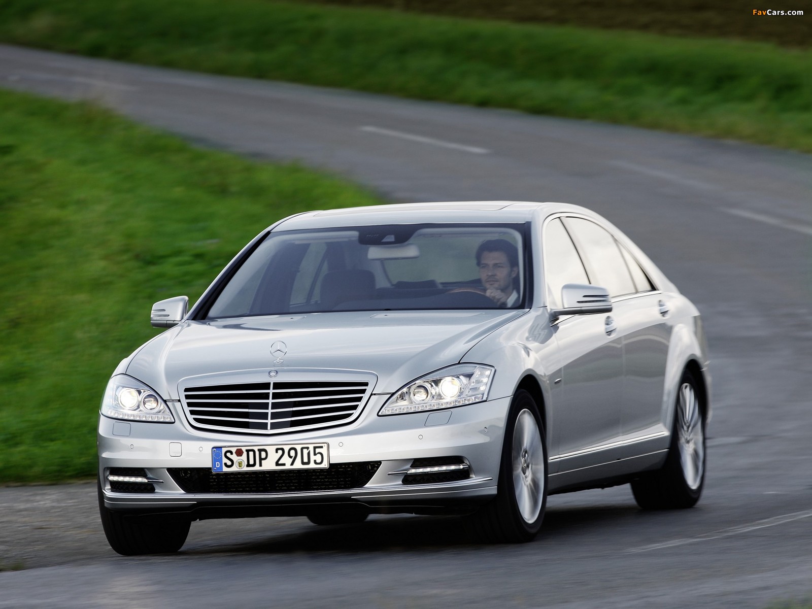 Mercedes-Benz S 250 CDI BlueEfficiency (W221) 2010–13 wallpapers (1600 x 1200)