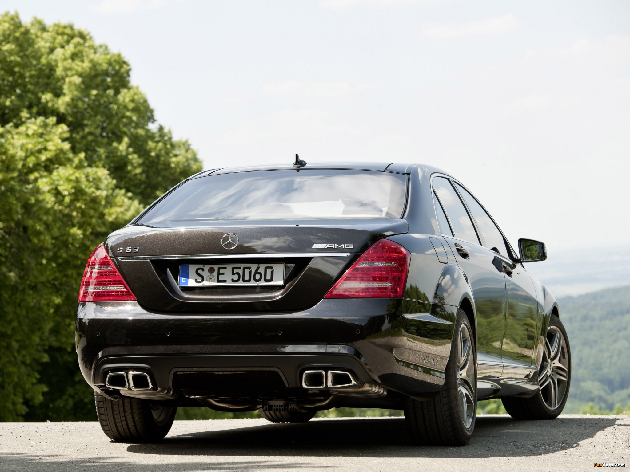 Mercedes-Benz S 63 AMG (W221) 2010–13 wallpapers (2048 x 1536)