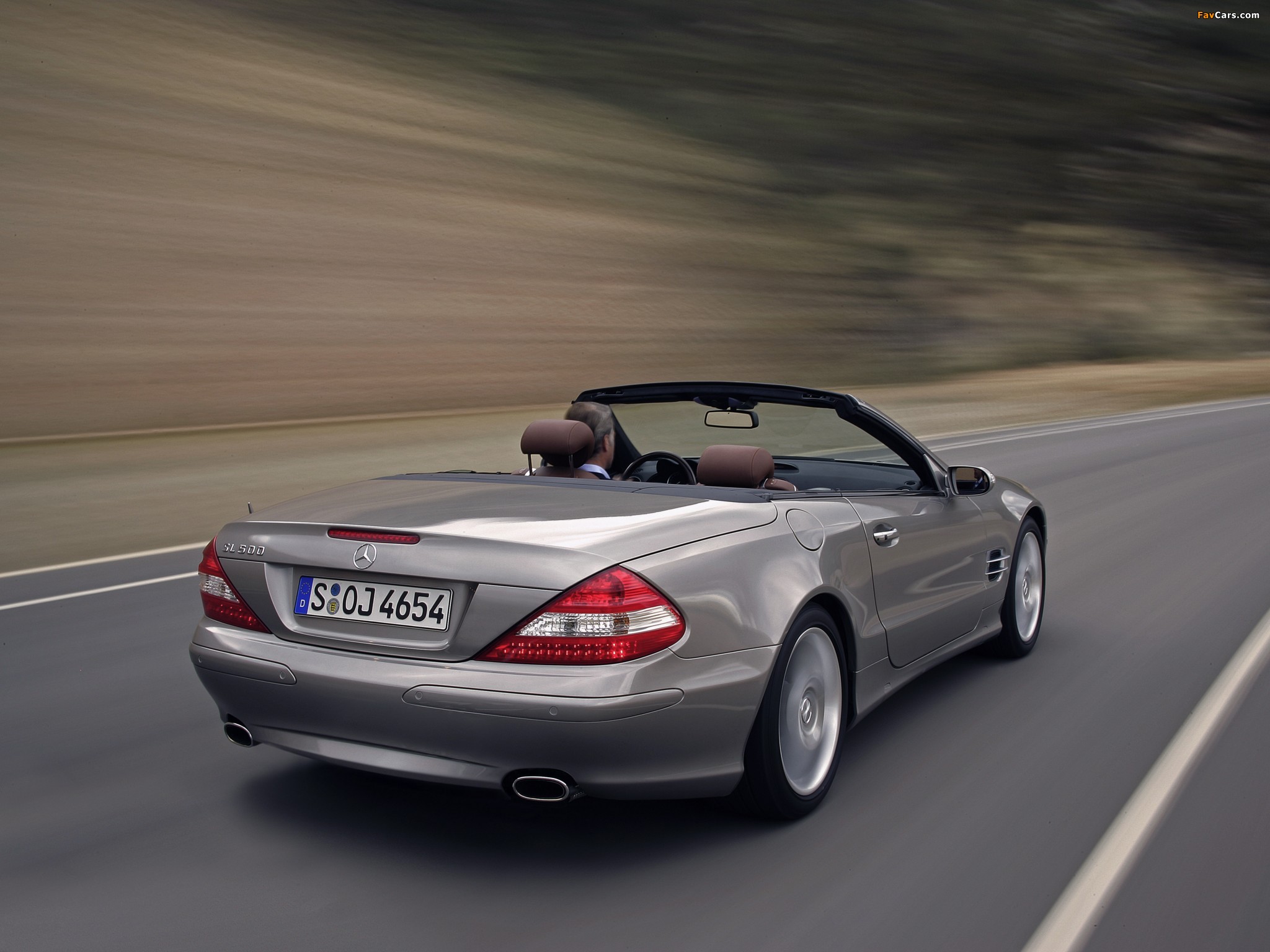 Images of Mercedes-Benz SL 500 (R230) 2005–08 (2048 x 1536)