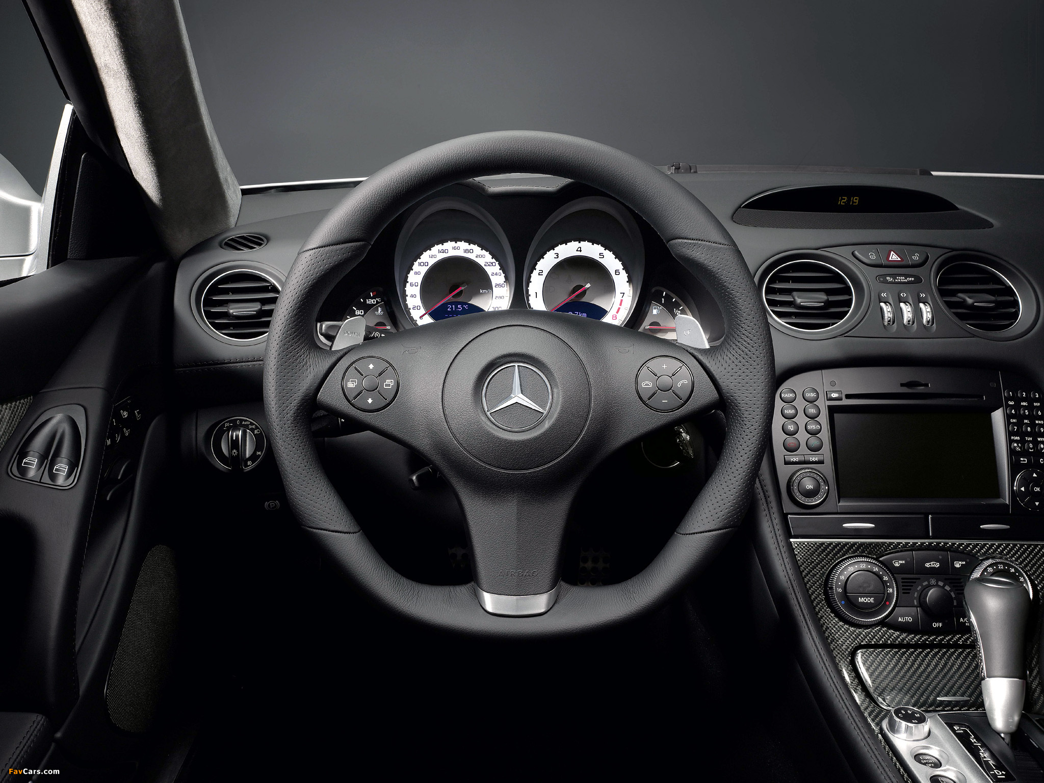 Images of Mercedes-Benz SL 65 AMG (R230) 2008–11 (2048 x 1536)