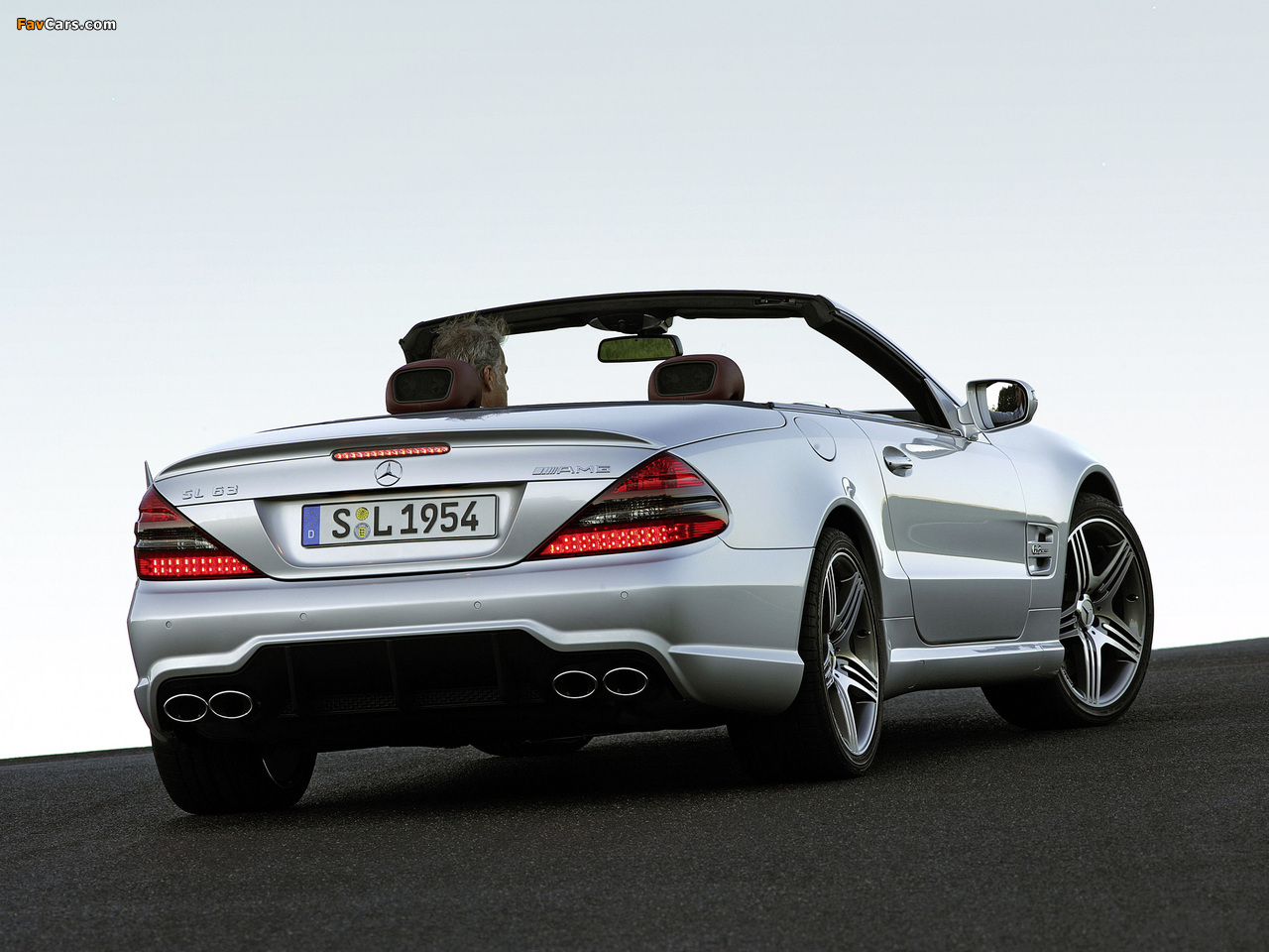 Images of Mercedes-Benz SL 63 AMG (R230) 2008–11 (1280 x 960)