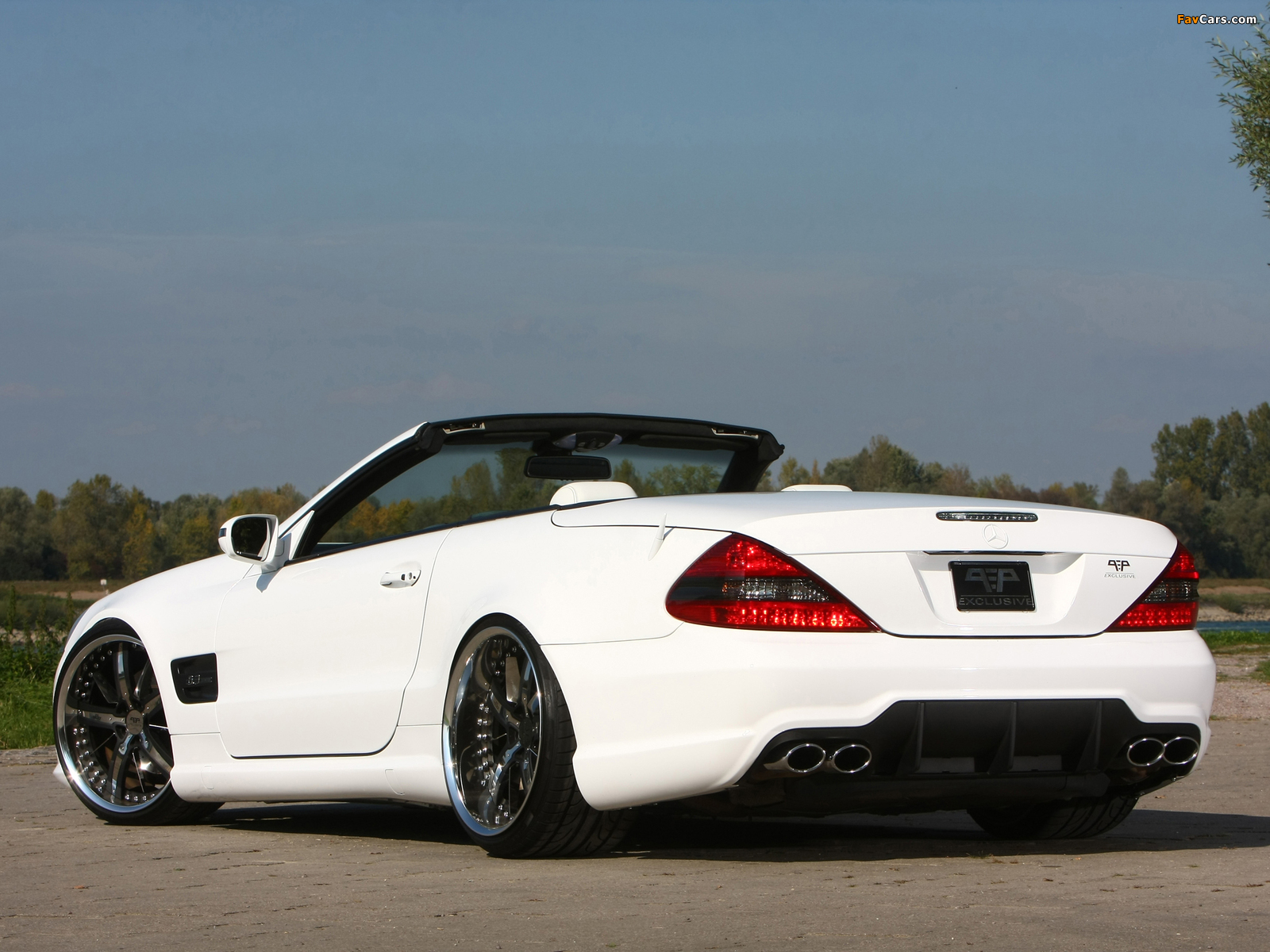 Images of PP Exclusive Mercedes-Benz SL 63 AMG (R230) 2011 (1600 x 1200)