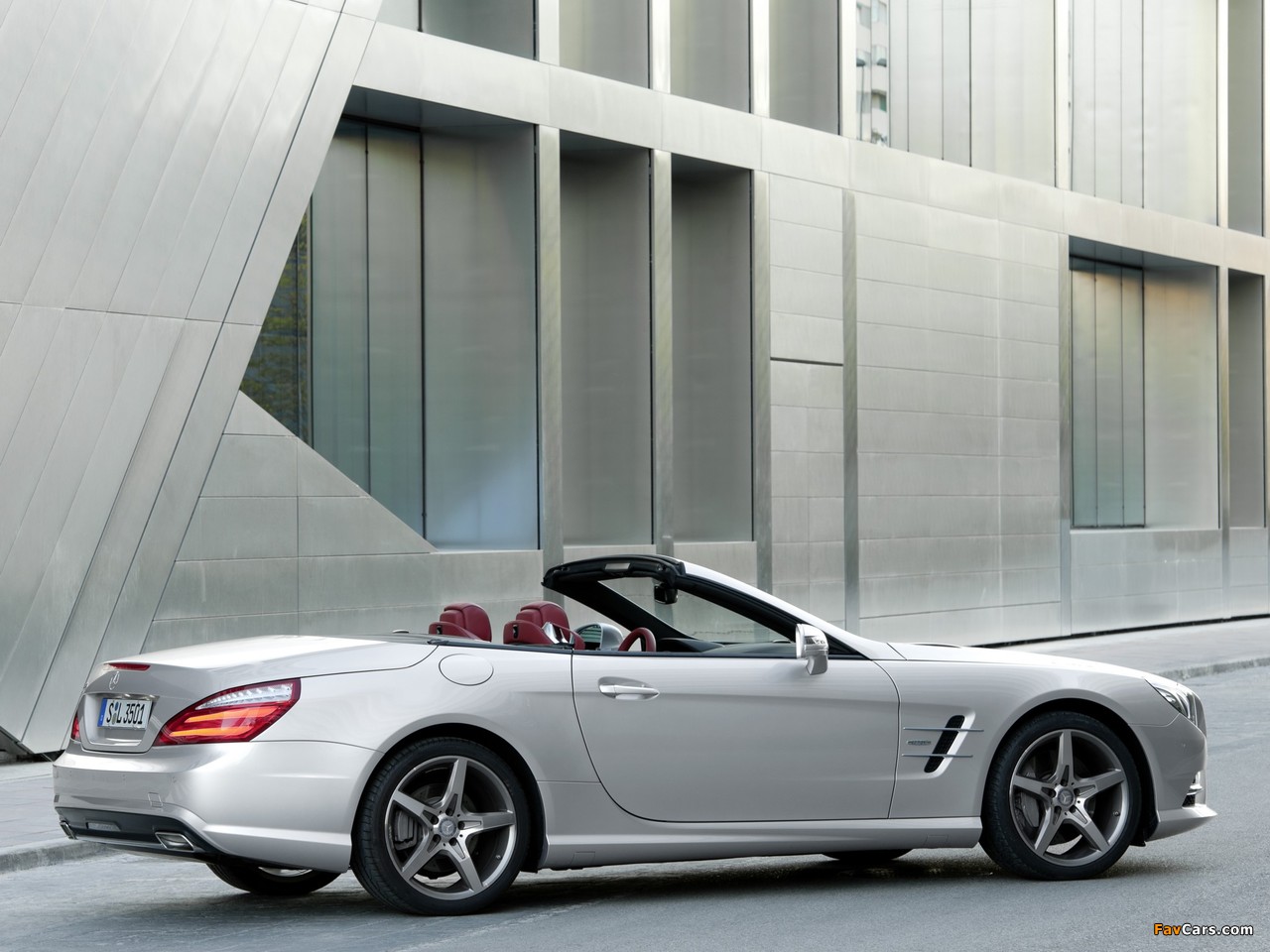 Images of Mercedes-Benz SL 350 AMG Sports Package Edition 1 (R231) 2012 (1280 x 960)