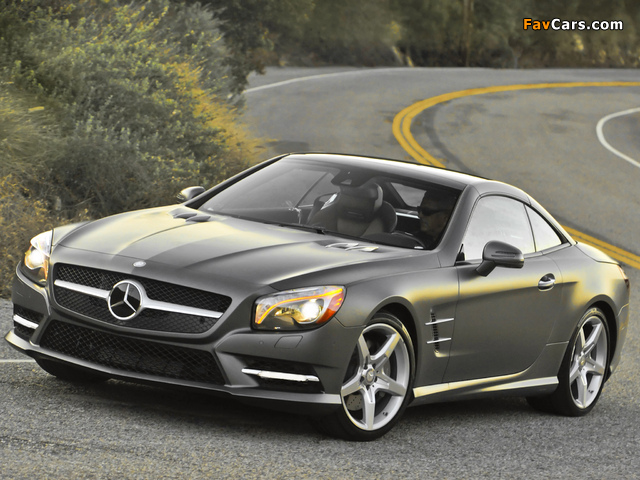 Images of Mercedes-Benz SL 550 AMG Sports Package (R231) 2012 (640 x 480)