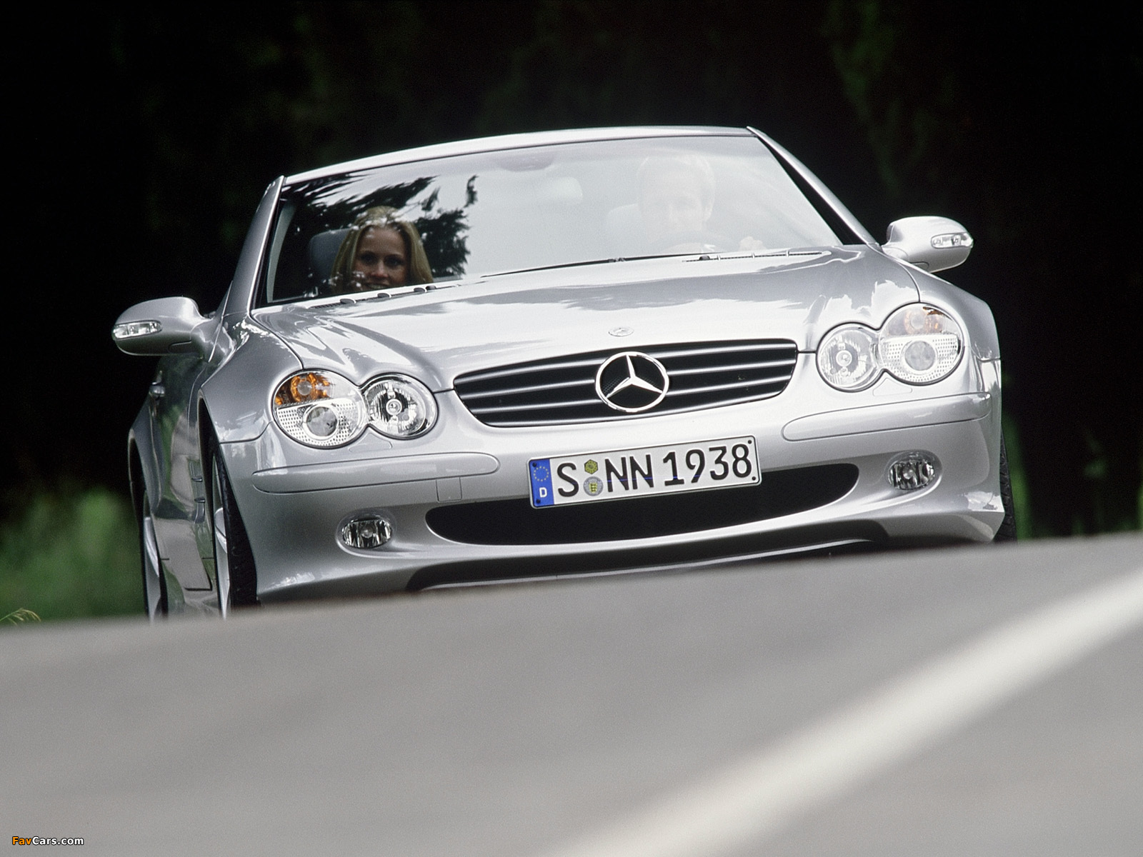Mercedes-Benz SL 500 (R230) 2001–05 pictures (1600 x 1200)