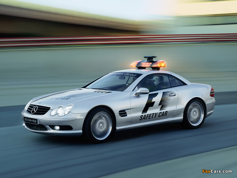 Mercedes-Benz SL 55 AMG F1 Safety Car (R230) 2002 images (800 x 600)