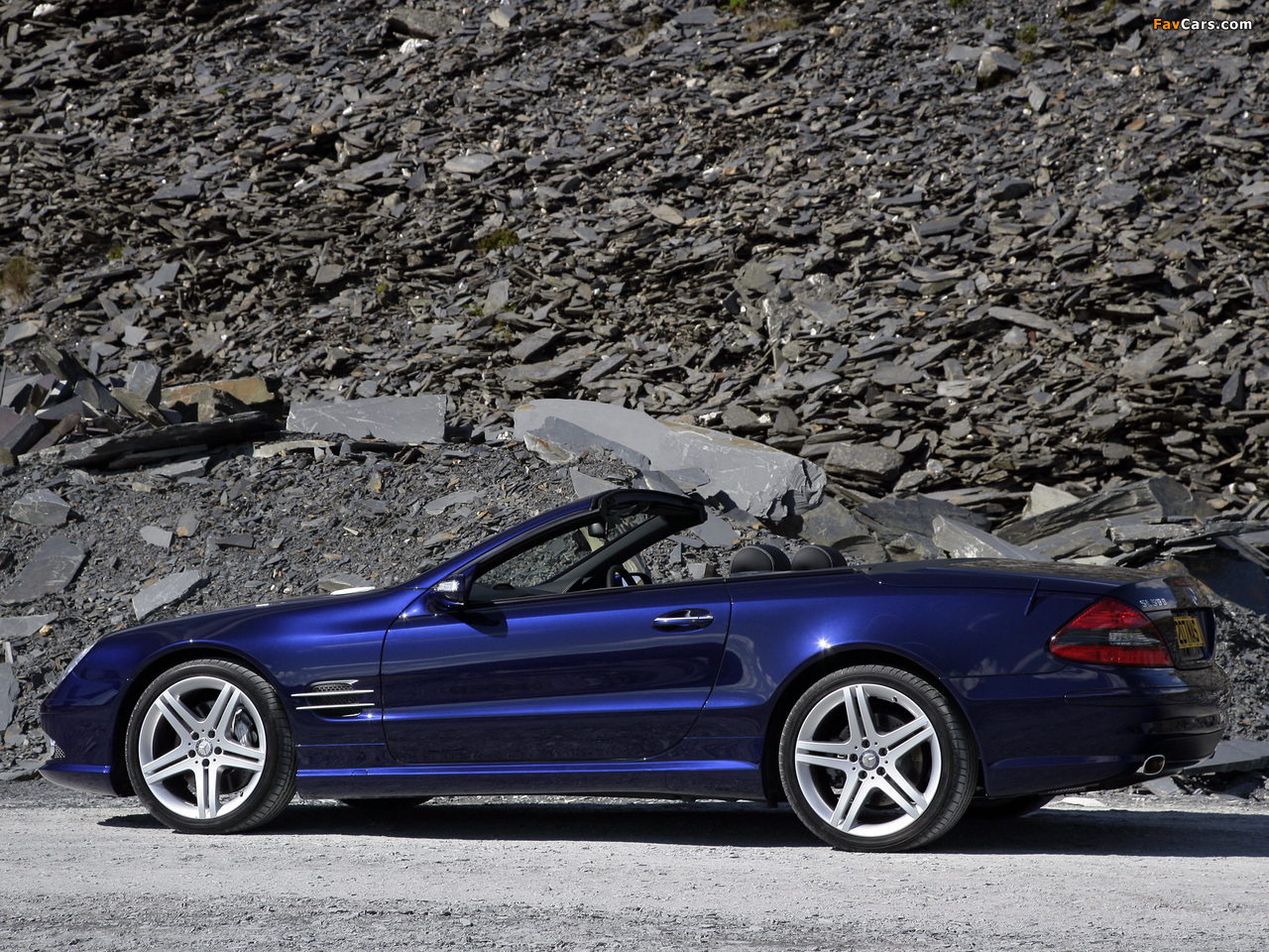 Mercedes-Benz SL 500 Sports Package UK-spec (R230) 2005–08 pictures (1280 x 960)