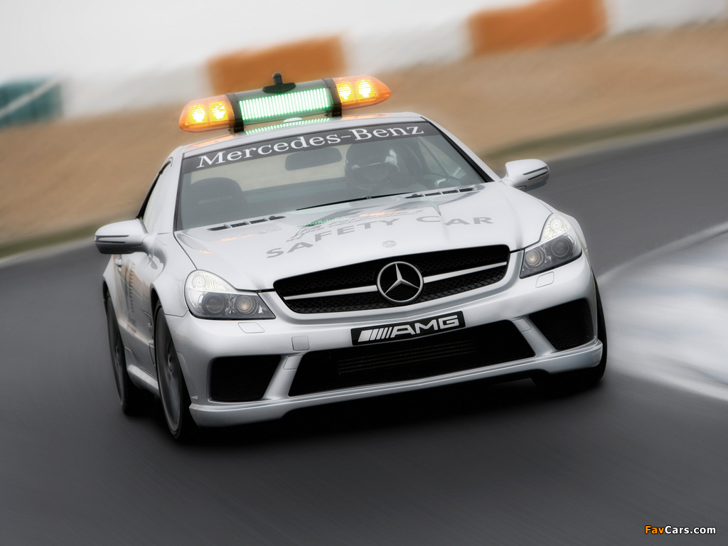 Mercedes-Benz SL 63 AMG F1 Safety Car (R230) 2008–09 pictures (1024 x 768)