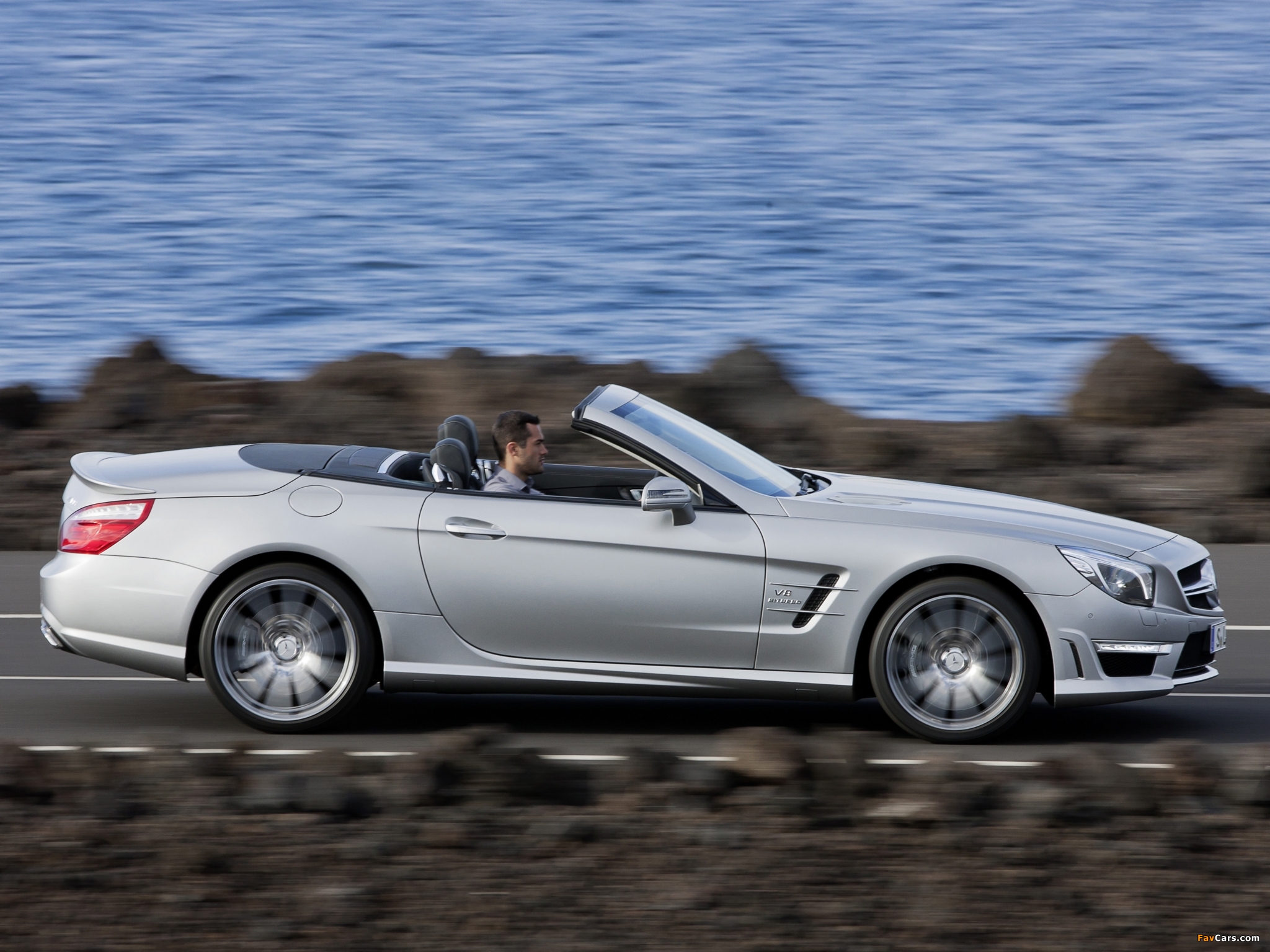 Mercedes-Benz SL 63 AMG (R231) 2012 photos (2048 x 1536)