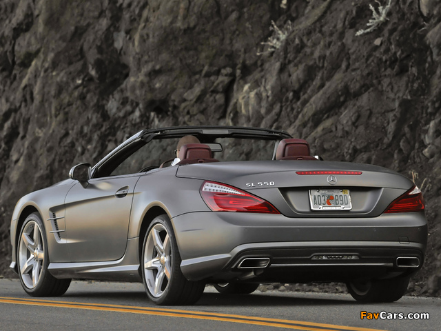 Mercedes-Benz SL 550 AMG Sports Package (R231) 2012 photos (640 x 480)