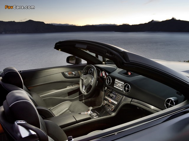 Mercedes-Benz SL 500 AMG Sports Package (R231) 2012 photos (640 x 480)