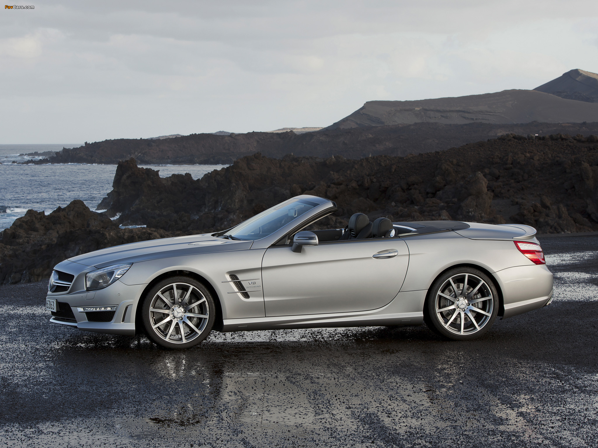 Mercedes-Benz SL 63 AMG (R231) 2012 pictures (2048 x 1536)