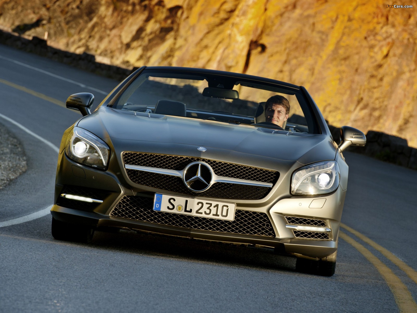 Mercedes-Benz SL 500 AMG Sports Package (R231) 2012 pictures (1600 x 1200)