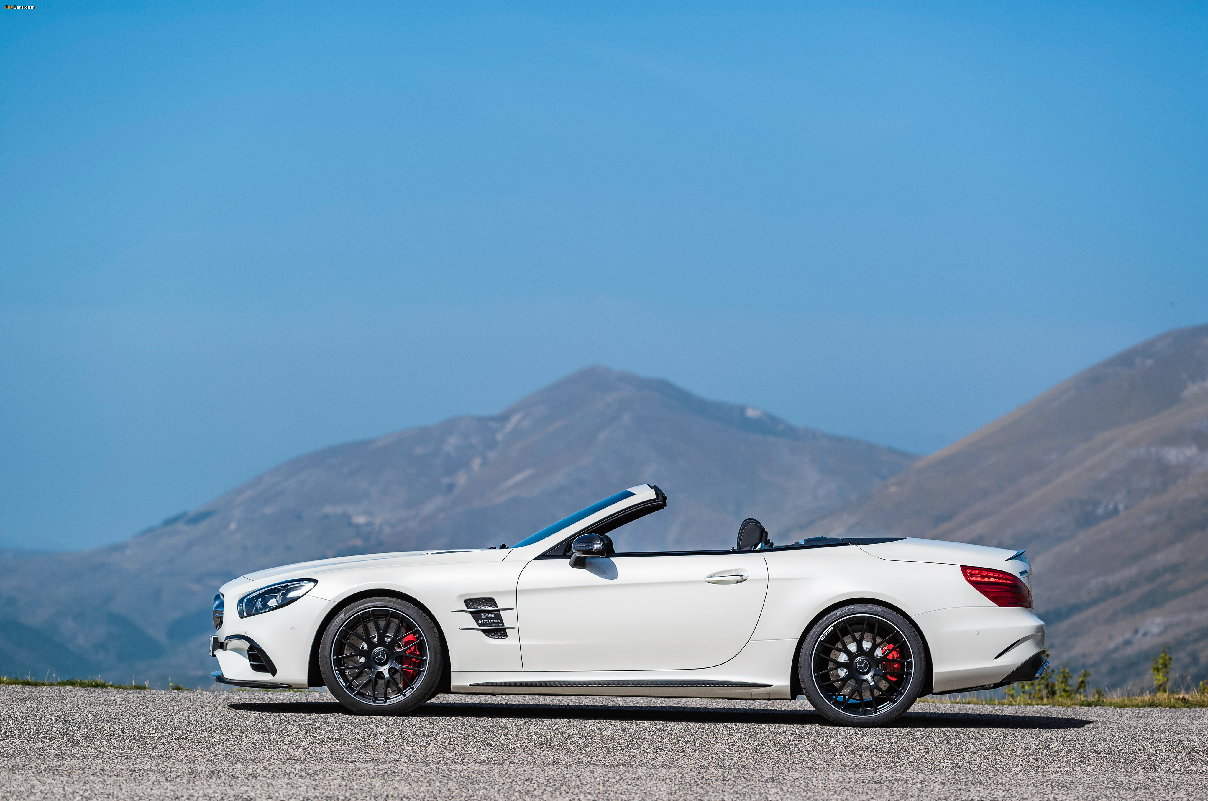 Mercedes-Benz AMG SL 63 (R231) 2015 photos (4096 x 2717)