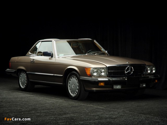 Photos of Mercedes-Benz 560 SL US-spec (R107) 1985–89 (640 x 480)