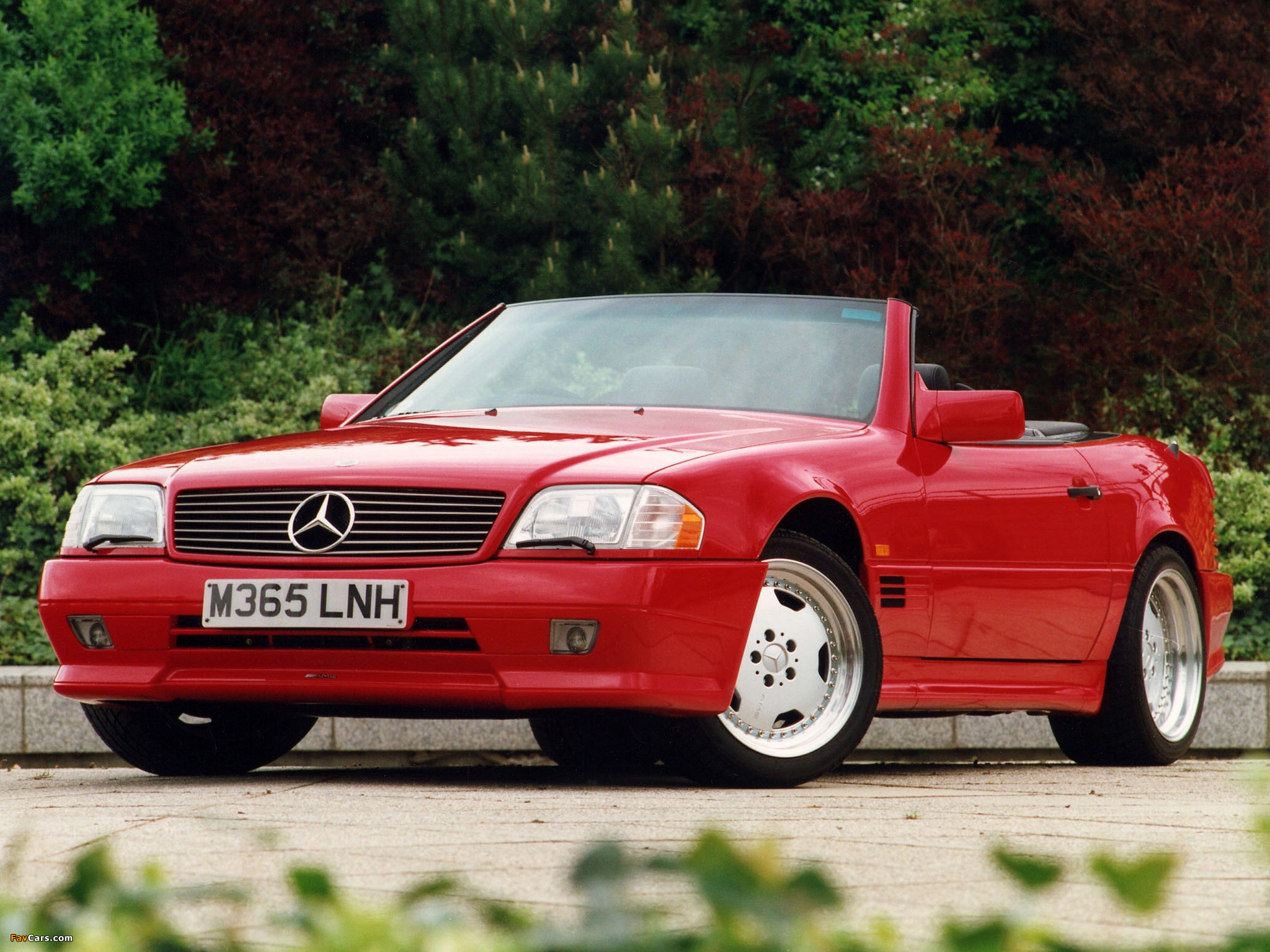 Photos of Mercedes-Benz SL 60 AMG UK-spec (R129) 1993–98 (2048 x 1536)