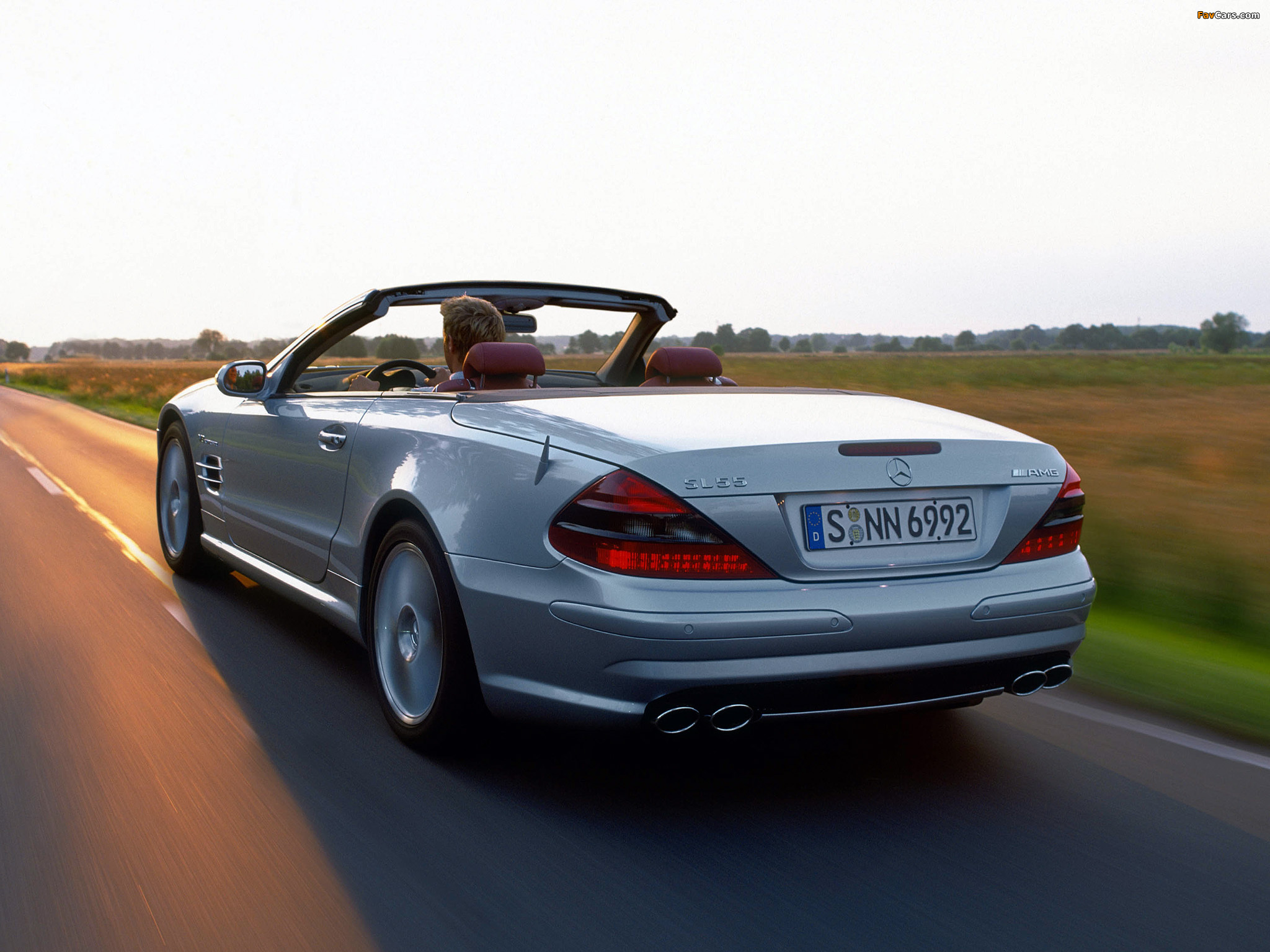 Photos of Mercedes-Benz SL 55 AMG (R230) 2001–08 (2048 x 1536)