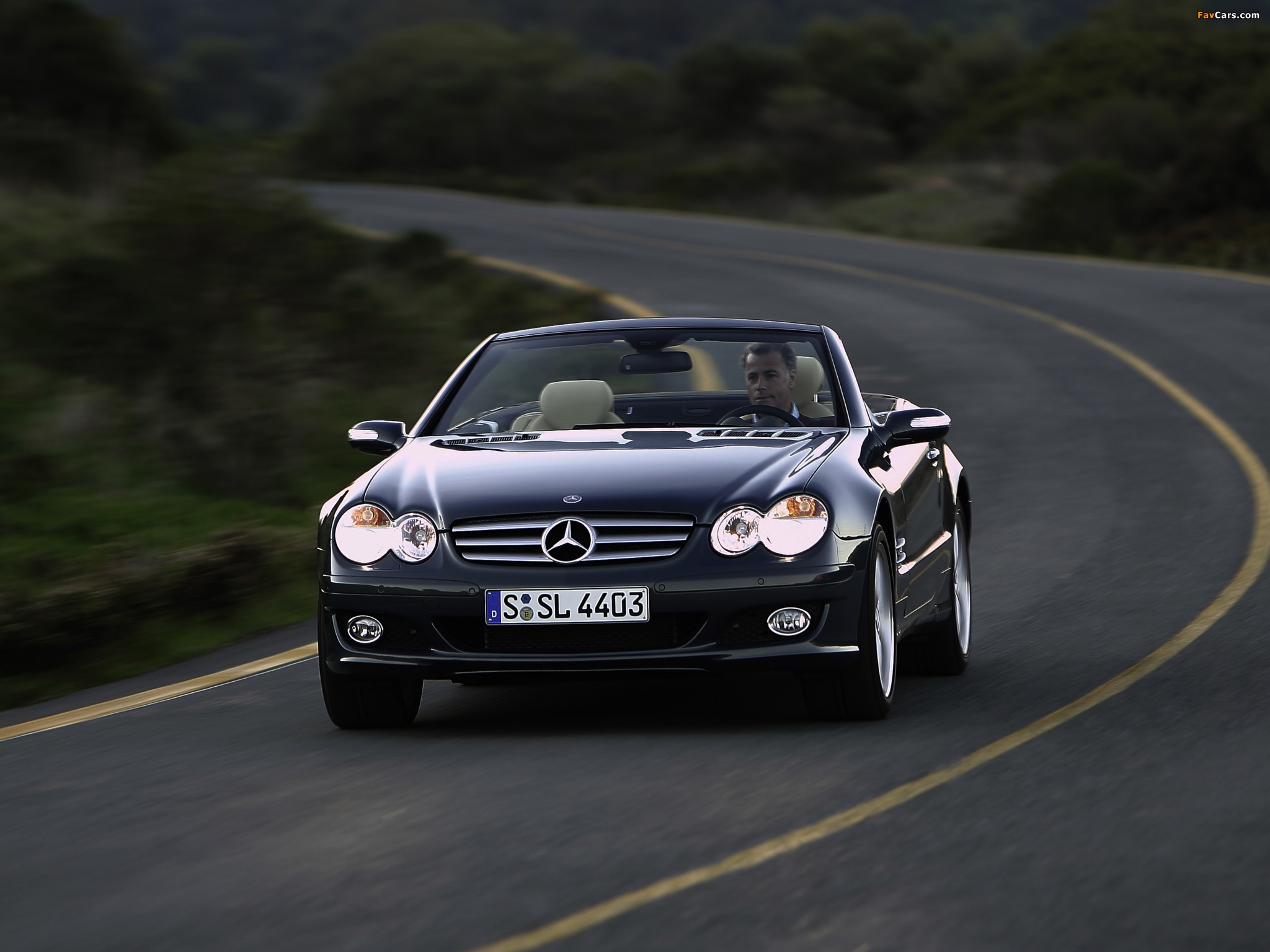 Photos of Mercedes-Benz SL 600 (R230) 2005–08 (2048 x 1536)