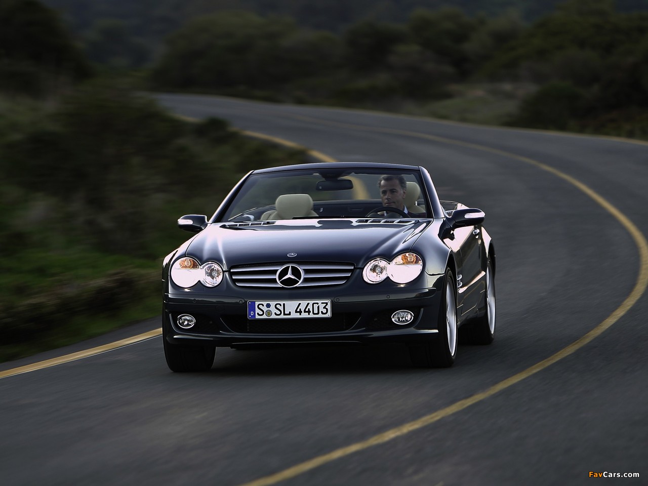 Photos of Mercedes-Benz SL 600 (R230) 2005–08 (1280 x 960)