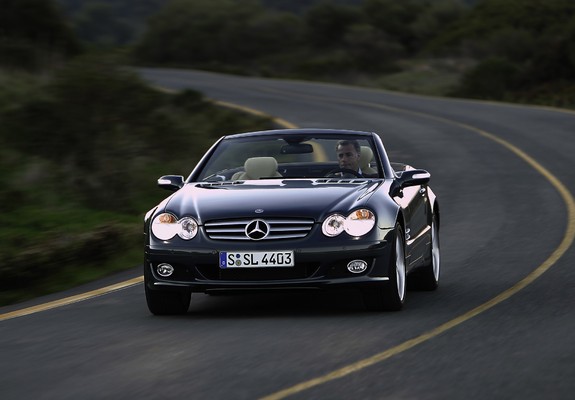 Photos of Mercedes-Benz SL 600 (R230) 2005–08