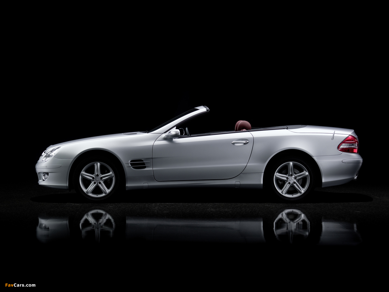 Photos of Mercedes-Benz SL 500 (R230) 2005–08 (1280 x 960)