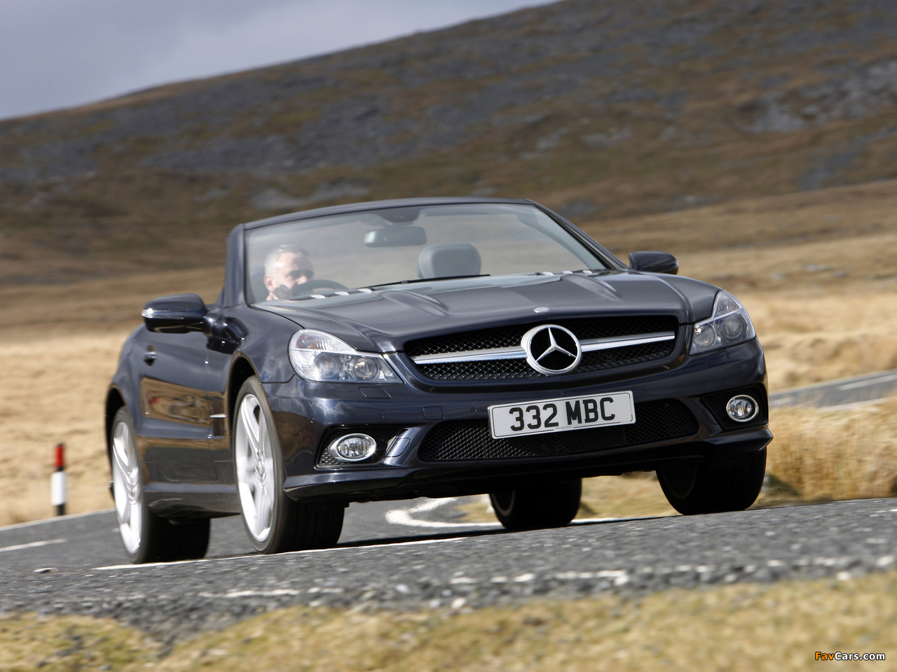 Photos of Mercedes-Benz SL 500 UK-spec (R230) 2008–11 (1280 x 960)