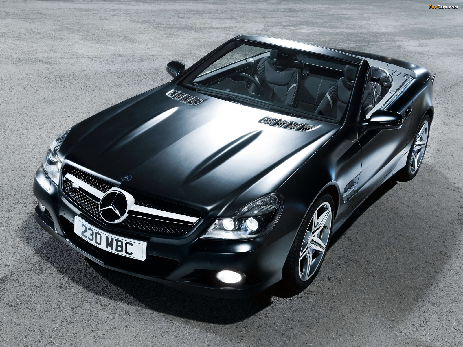 Photos of Mercedes-Benz SL 350 Night Edition UK-spec (R230) 2010–11 (1600 x 1200)