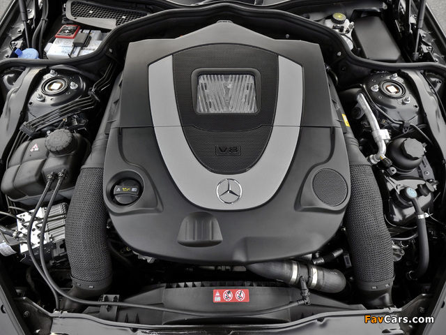 Photos of Mercedes-Benz SL 550 Night Edition (R230) 2010 (640 x 480)