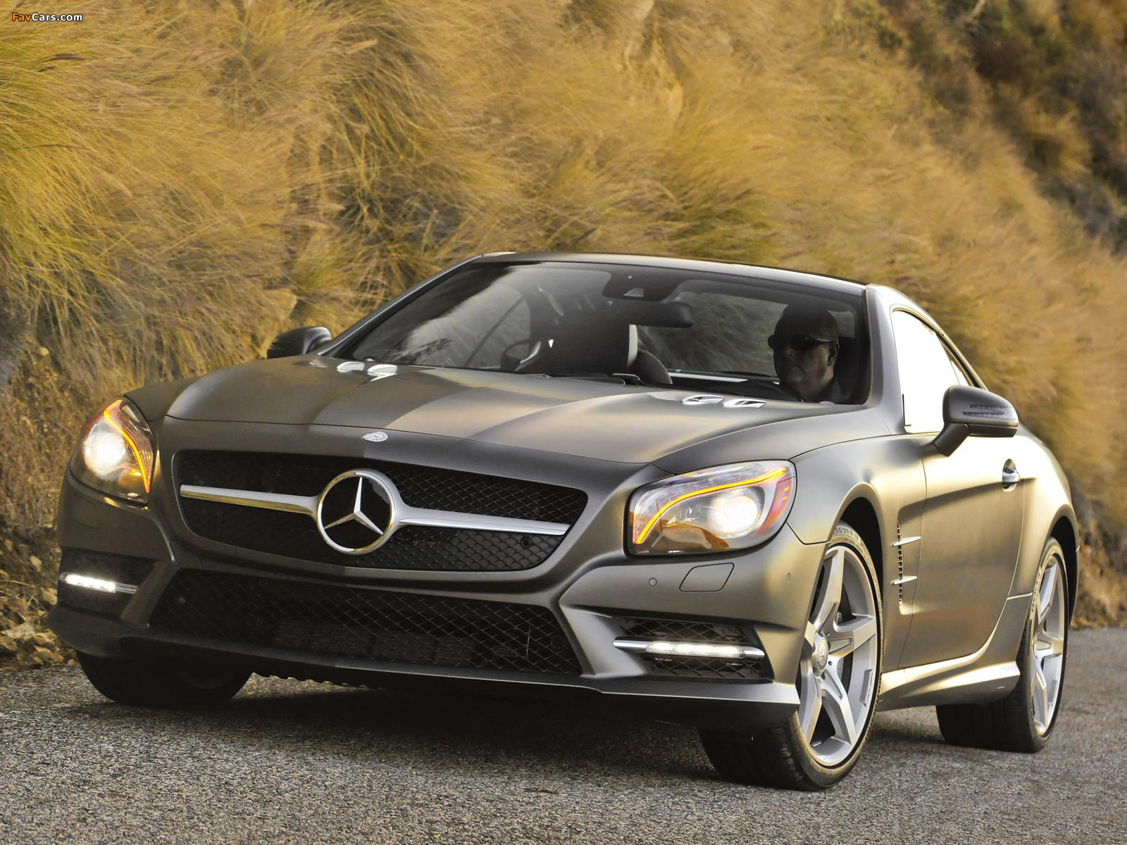 Photos of Mercedes-Benz SL 550 AMG Sports Package (R231) 2012 (1600 x 1200)