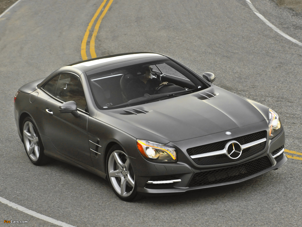 Photos of Mercedes-Benz SL 550 AMG Sports Package (R231) 2012 (1280 x 960)