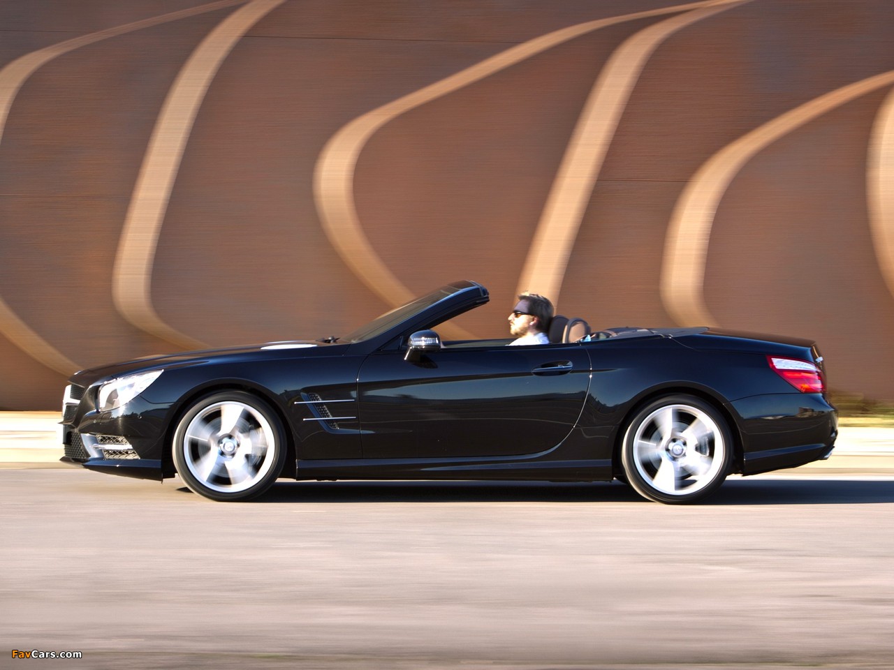 Photos of Mercedes-Benz SL 500 AMG Sports Package UK-spec (R231) 2012 (1280 x 960)