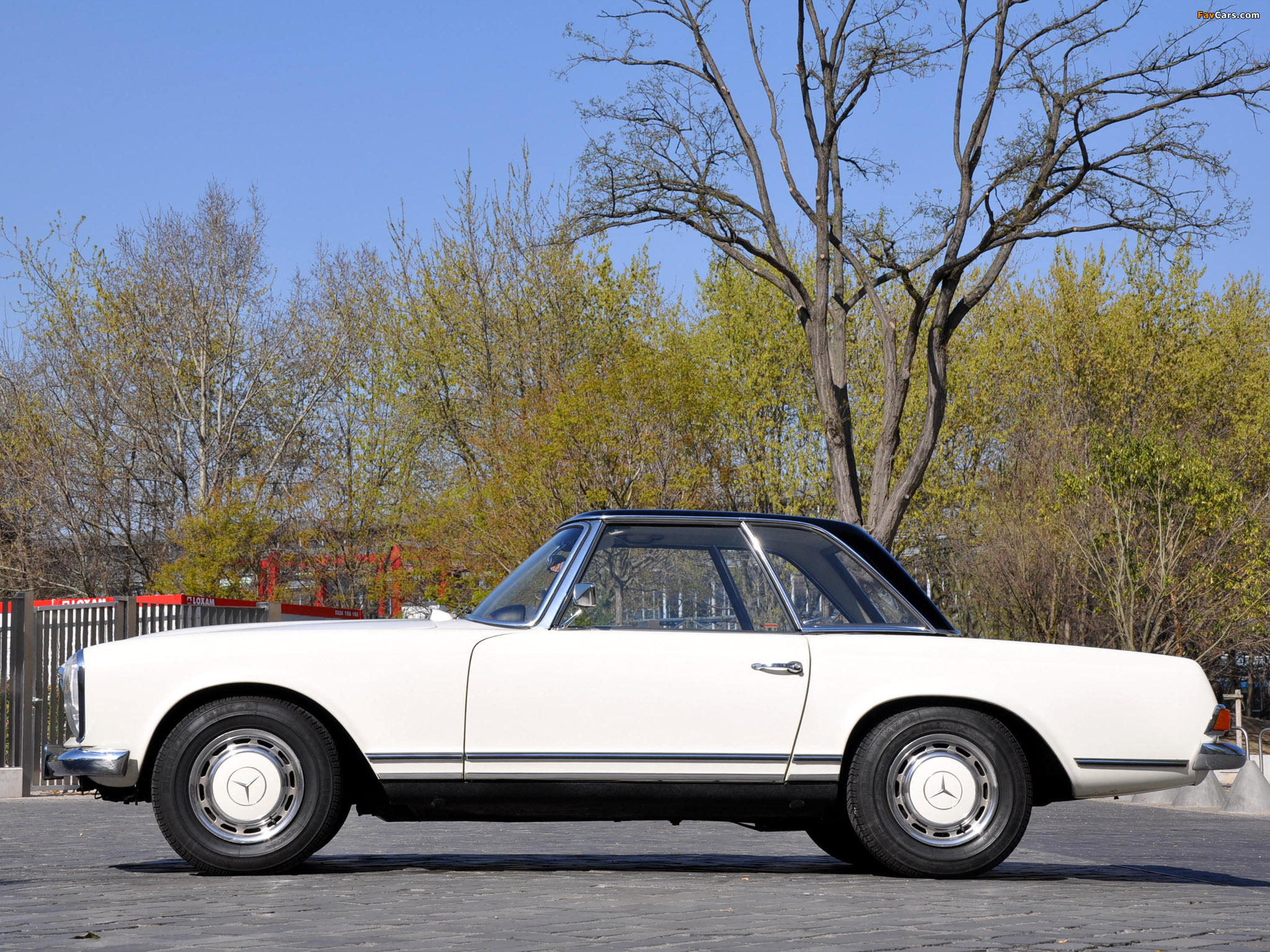 Pictures of Mercedes-Benz 280 SL (W113) 1967–71 (2048 x 1536)