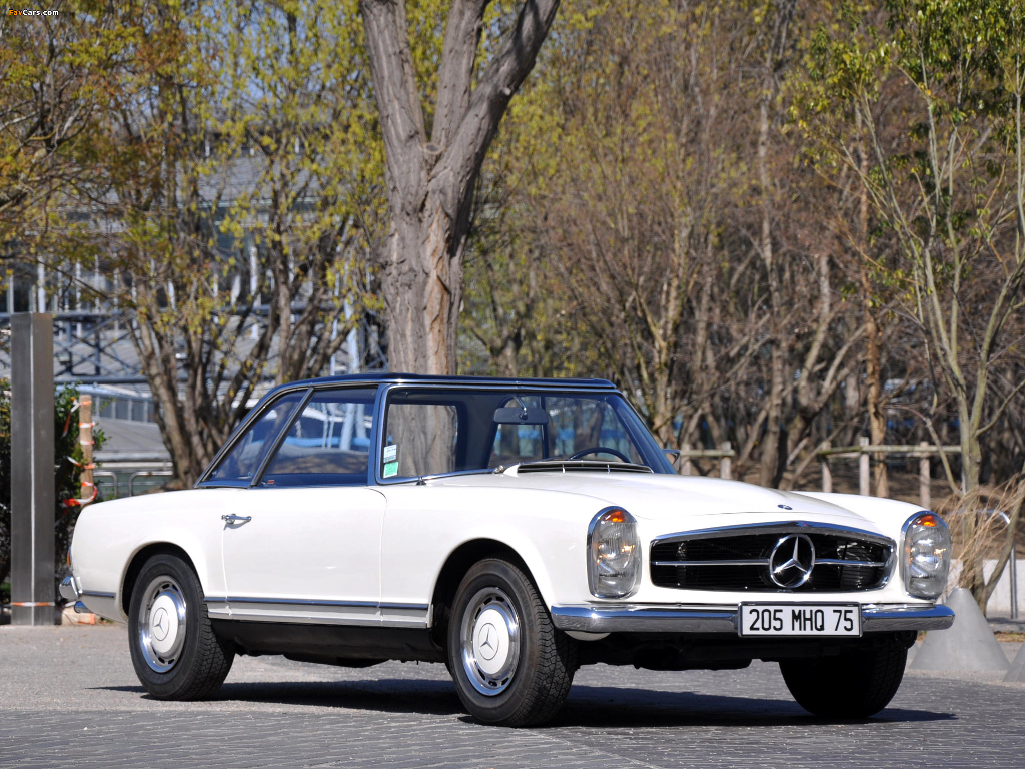 Pictures of Mercedes-Benz 280 SL (W113) 1967–71 (2048 x 1536)