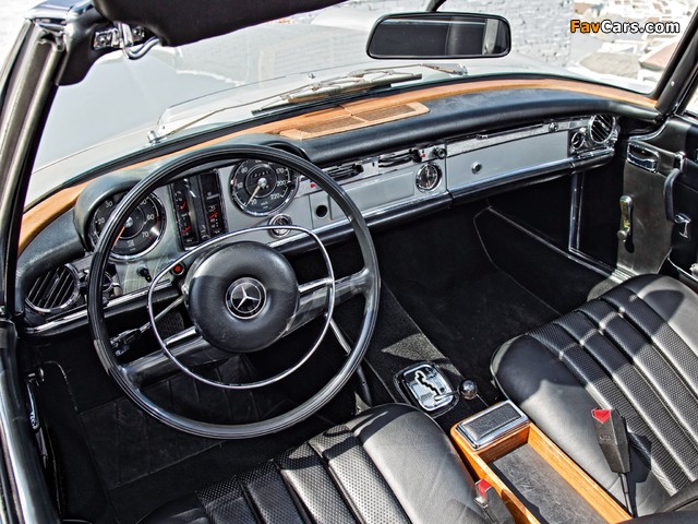 Pictures of Mercedes-Benz 280 SL (W113) 1967–71 (640 x 480)