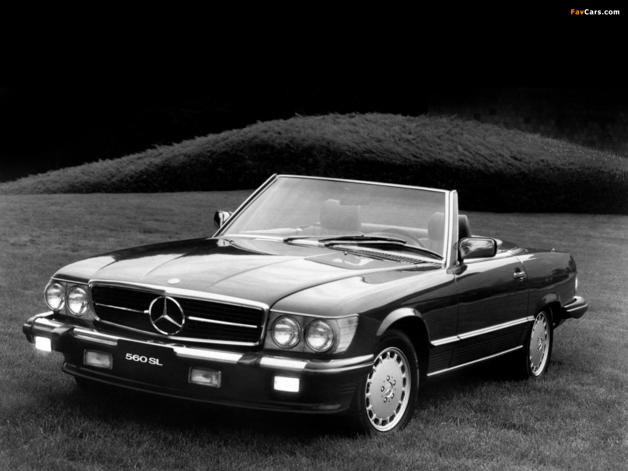 Pictures of Mercedes-Benz 560 SL US-spec (R107) 1985–89 (1280 x 960)