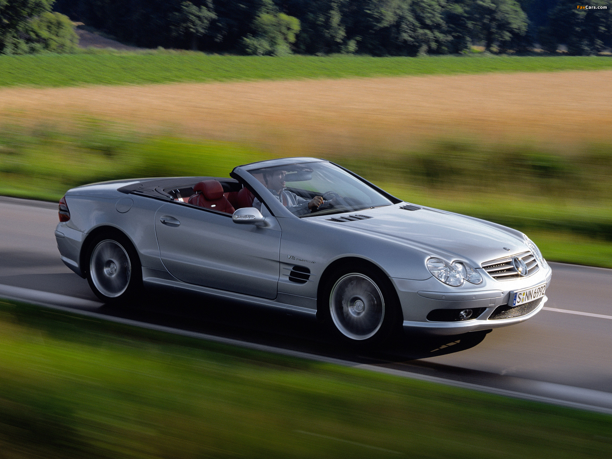 Pictures of Mercedes-Benz SL 55 AMG (R230) 2001–08 (2048 x 1536)