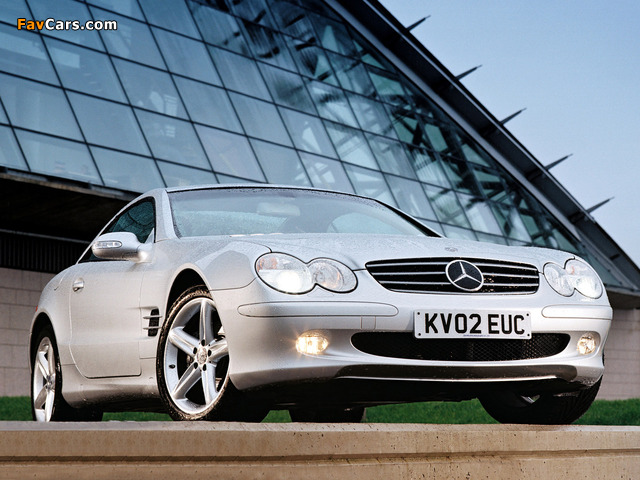 Pictures of Mercedes-Benz SL 500 UK-spec (R230) 2001–05 (640 x 480)