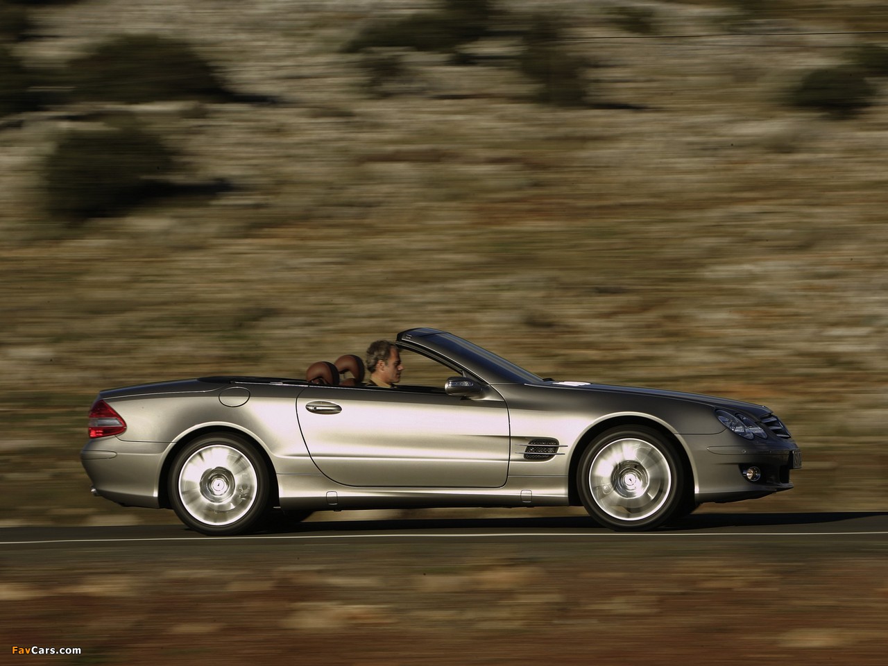 Pictures of Mercedes-Benz SL 500 (R230) 2005–08 (1280 x 960)