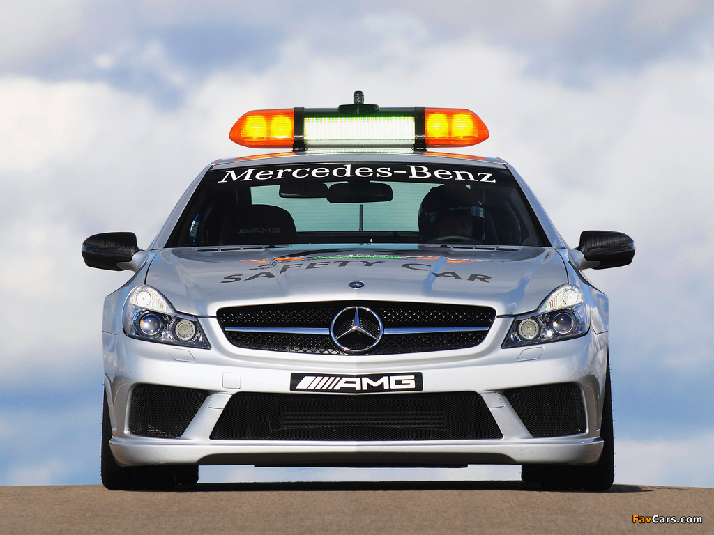 Pictures of Mercedes-Benz SL 63 AMG F1 Safety Car (R230) 2008–09 (1024 x 768)