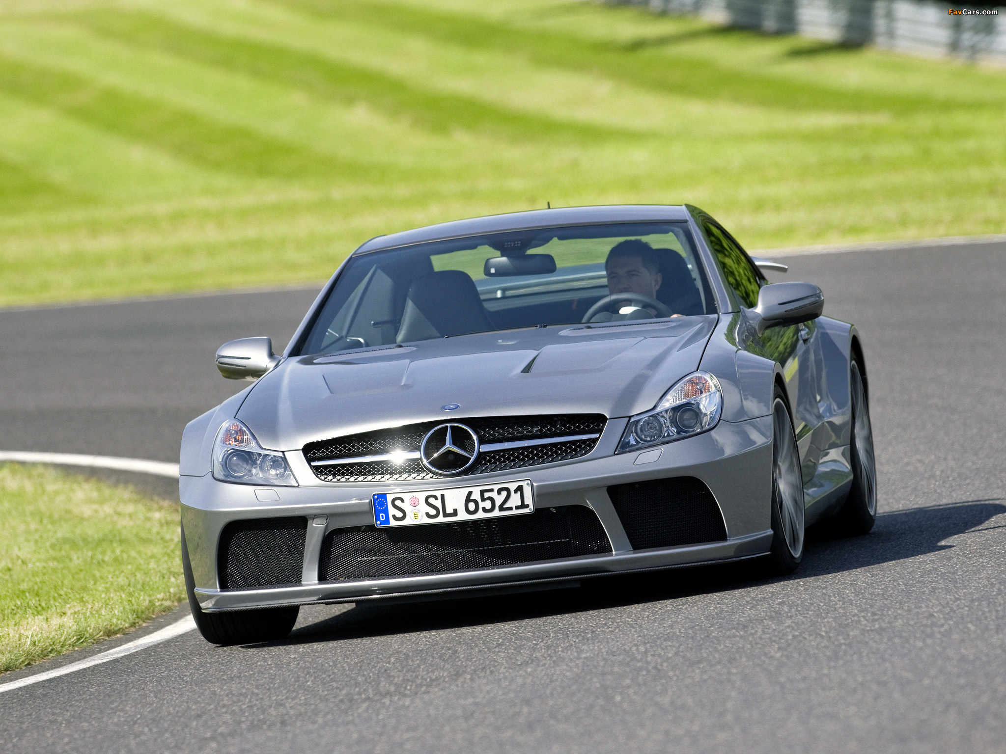 Pictures of Mercedes-Benz SL 65 AMG Black Series (R230) 2008 (2048 x 1536)