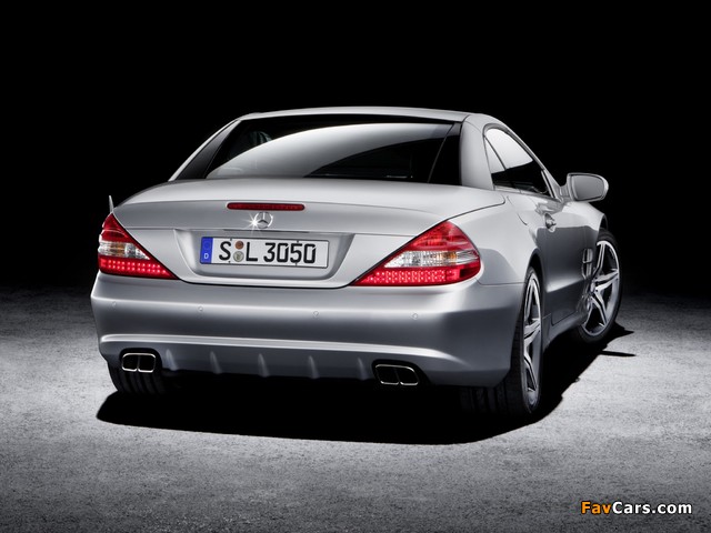 Pictures of Mercedes-Benz SL-Klasse Grand Edition (R230) 2011 (640 x 480)