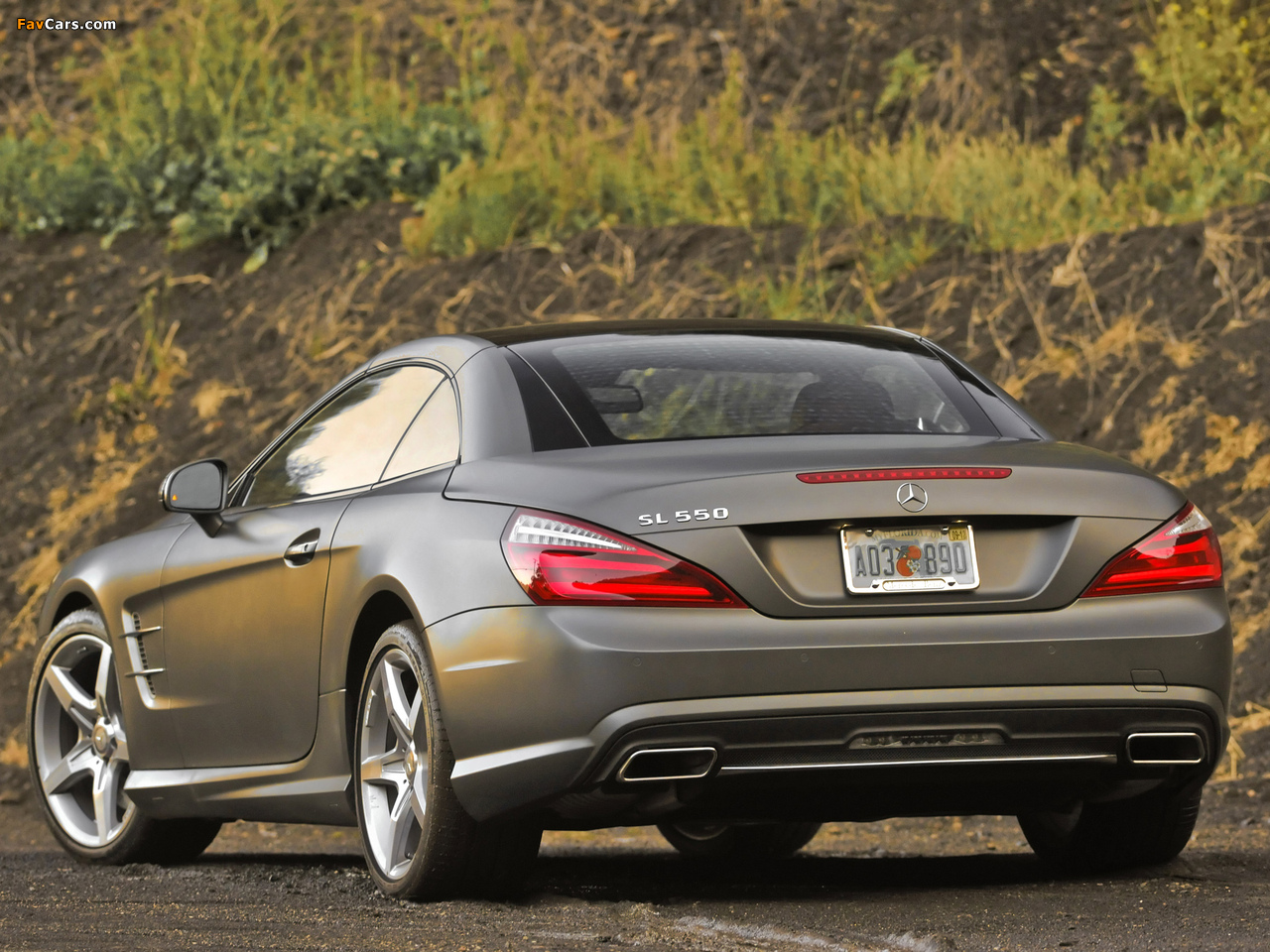 Pictures of Mercedes-Benz SL 550 AMG Sports Package (R231) 2012 (1280 x 960)