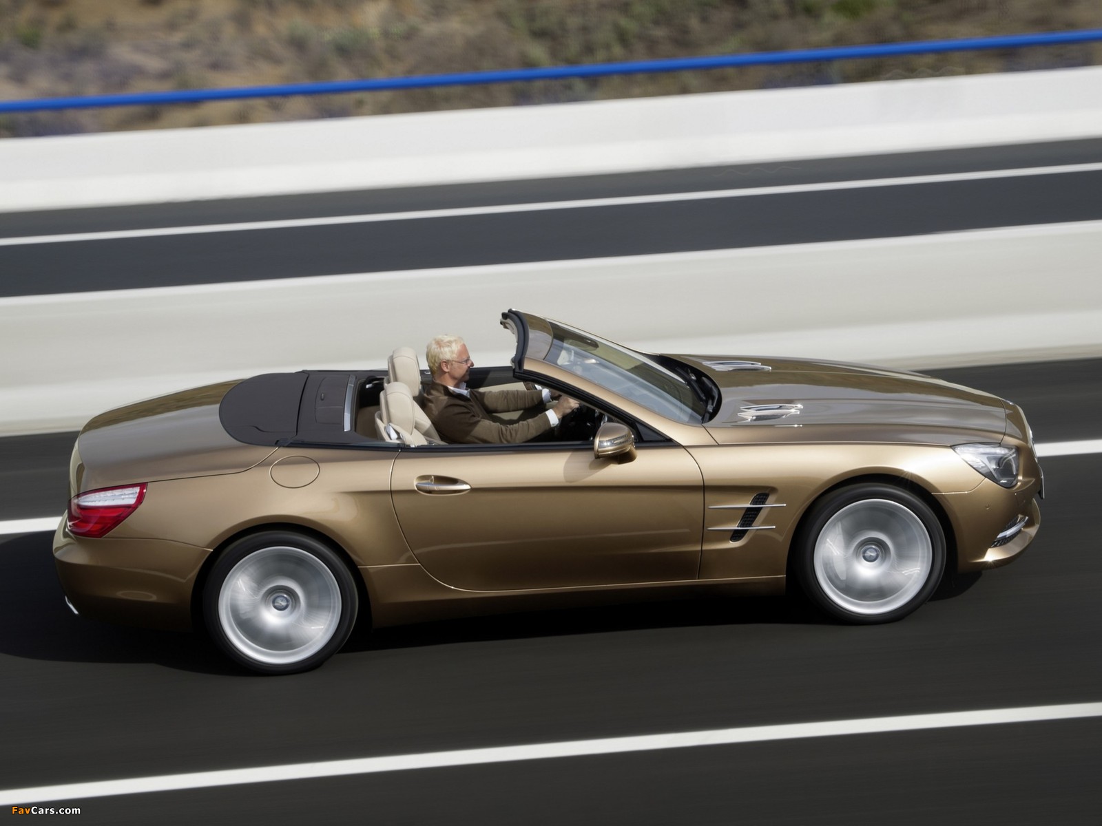 Pictures of Mercedes-Benz SL 500 (R231) 2012 (1600 x 1200)