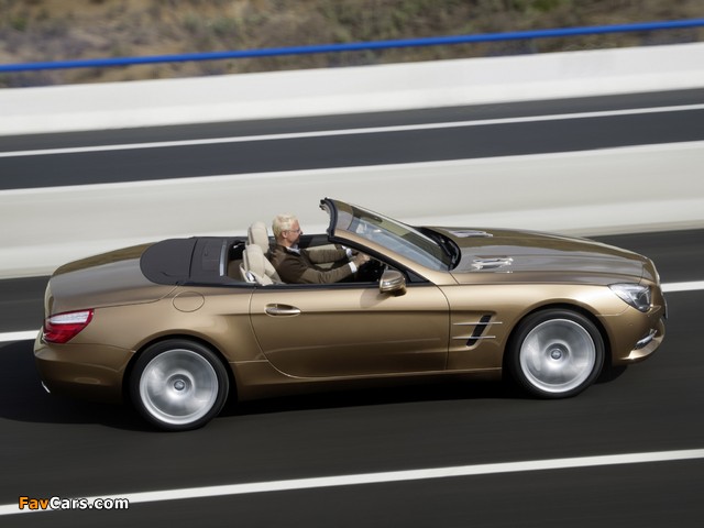 Pictures of Mercedes-Benz SL 500 (R231) 2012 (640 x 480)