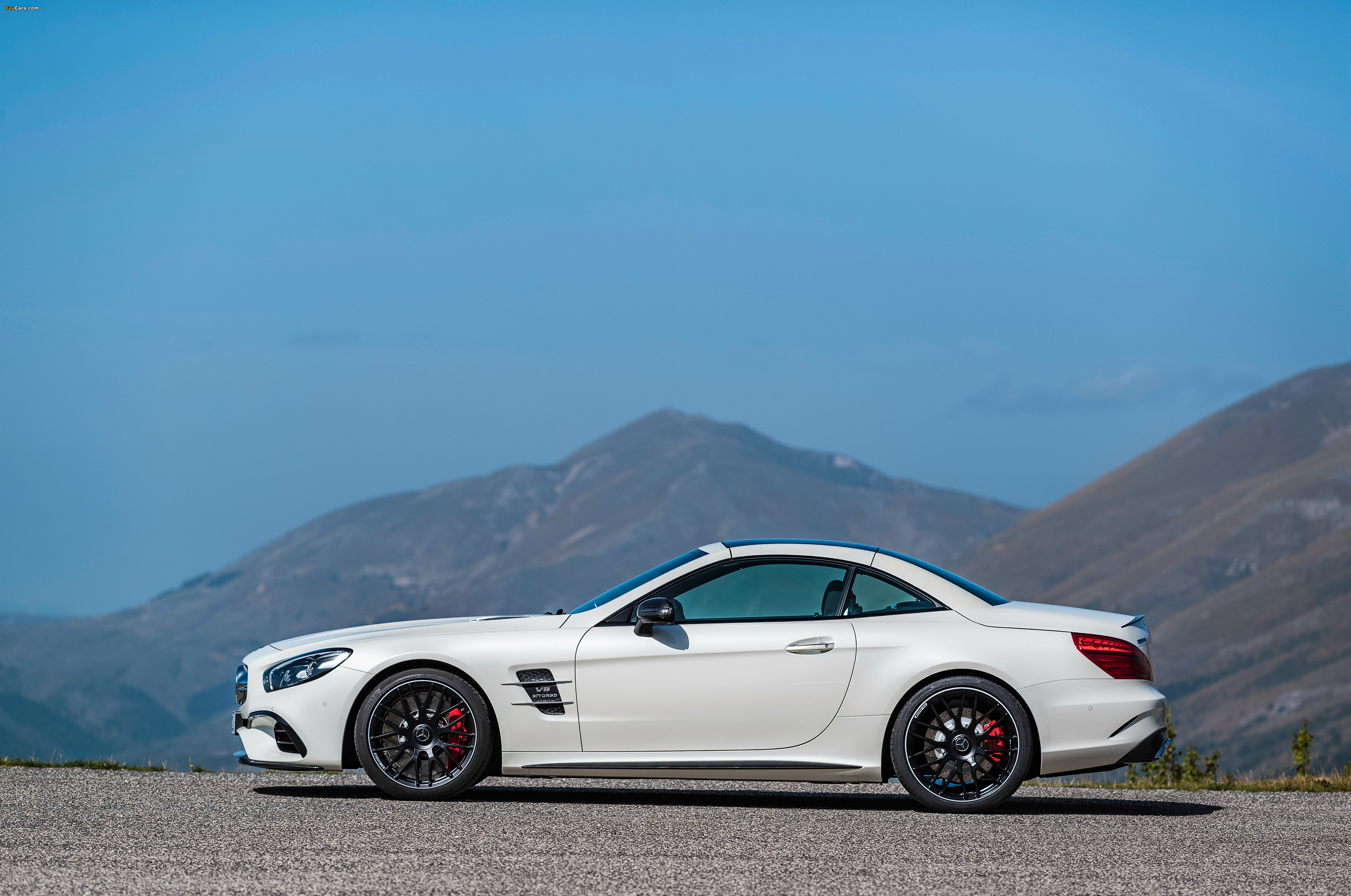 Pictures of Mercedes-Benz AMG SL 63 (R231) 2015 (4096 x 2717)