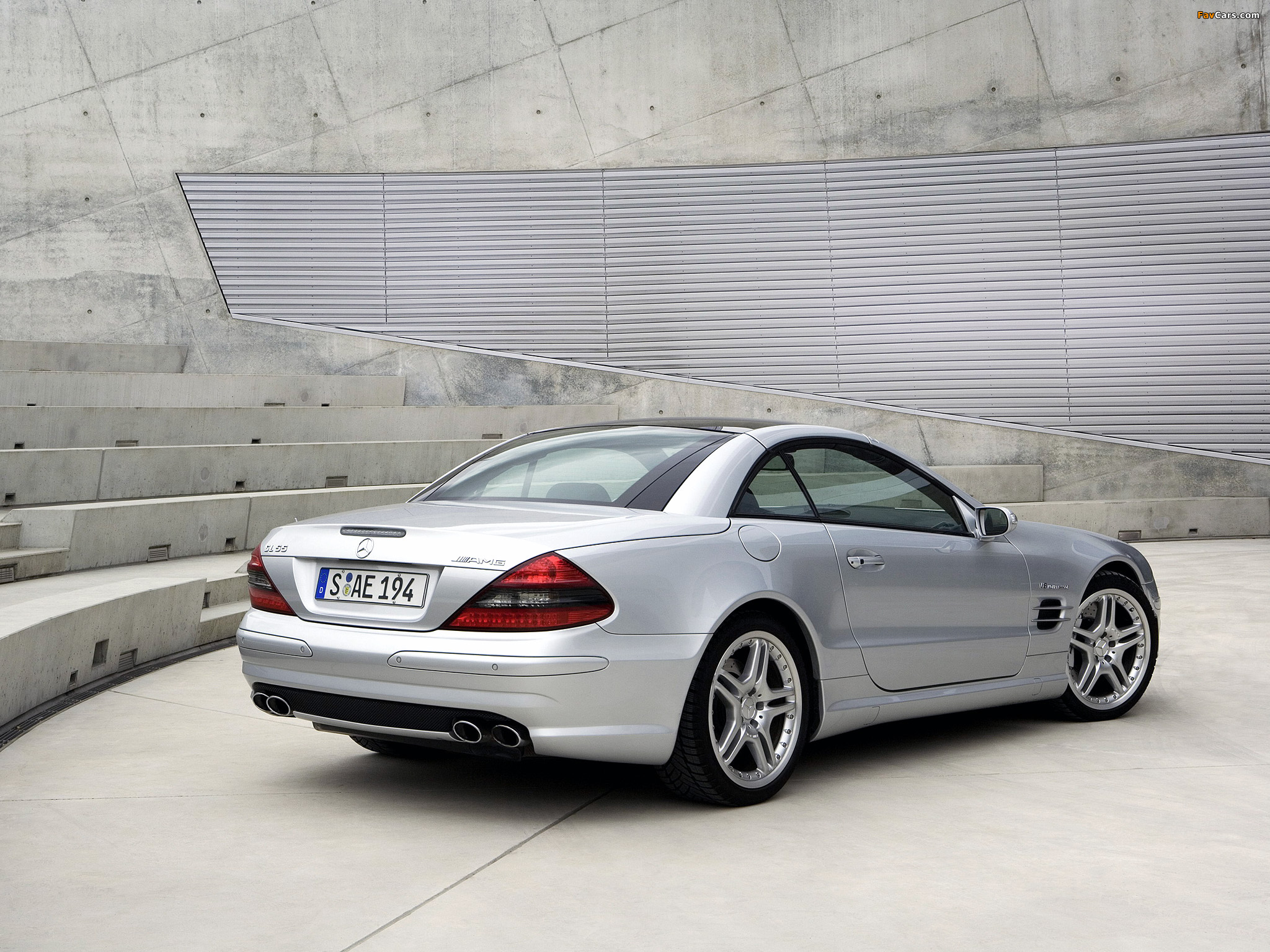 Mercedes-Benz SL 55 AMG Performance Package (R230) 2002–08 wallpapers (2048 x 1536)